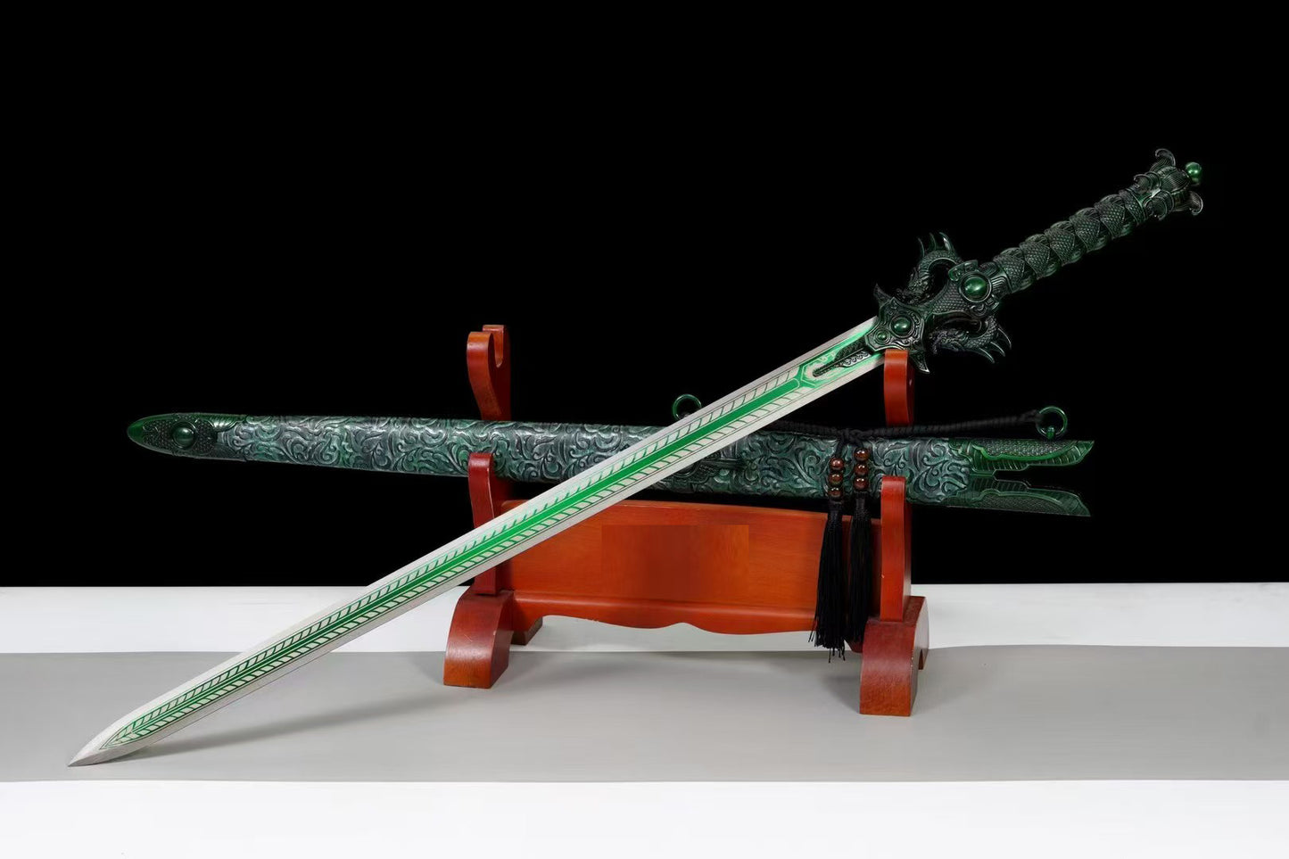 Dragon King Sword Green Sword of Good Luck 龙皇战剑