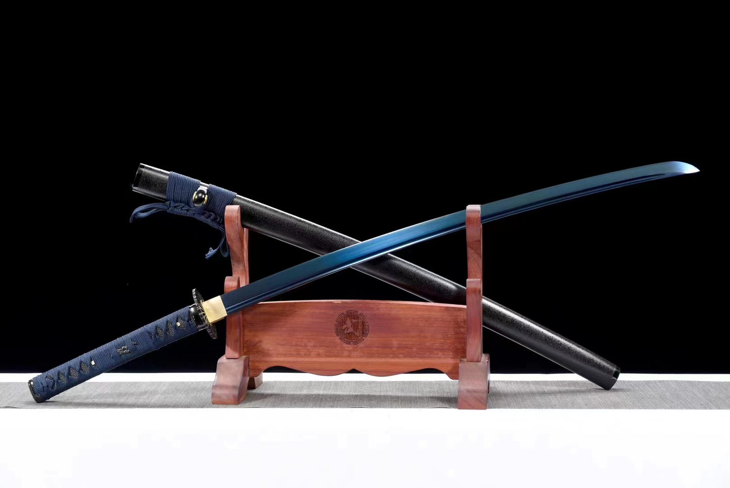 black moon（Spring steel forging process, high-temperature baking paint and baking blue）katana