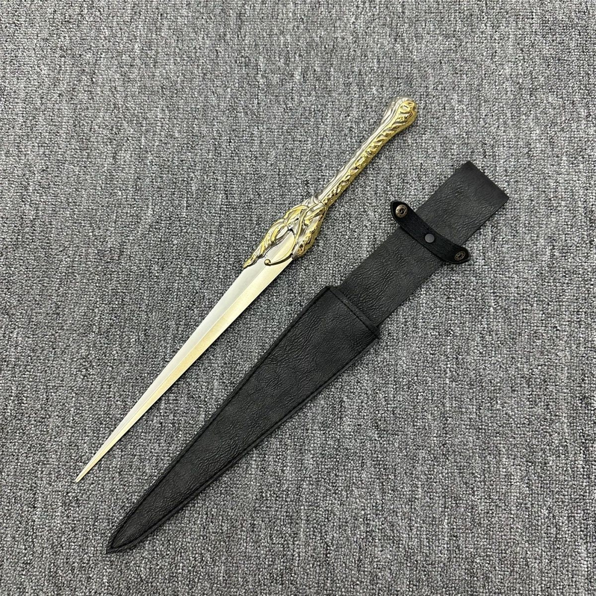Little Spirit Sword，Blunt blade; unsharpened.（alloy）