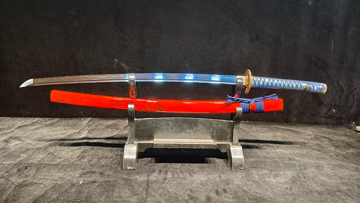 TI0 (covered with soil and burned to create the blade's ripple pattern)katana