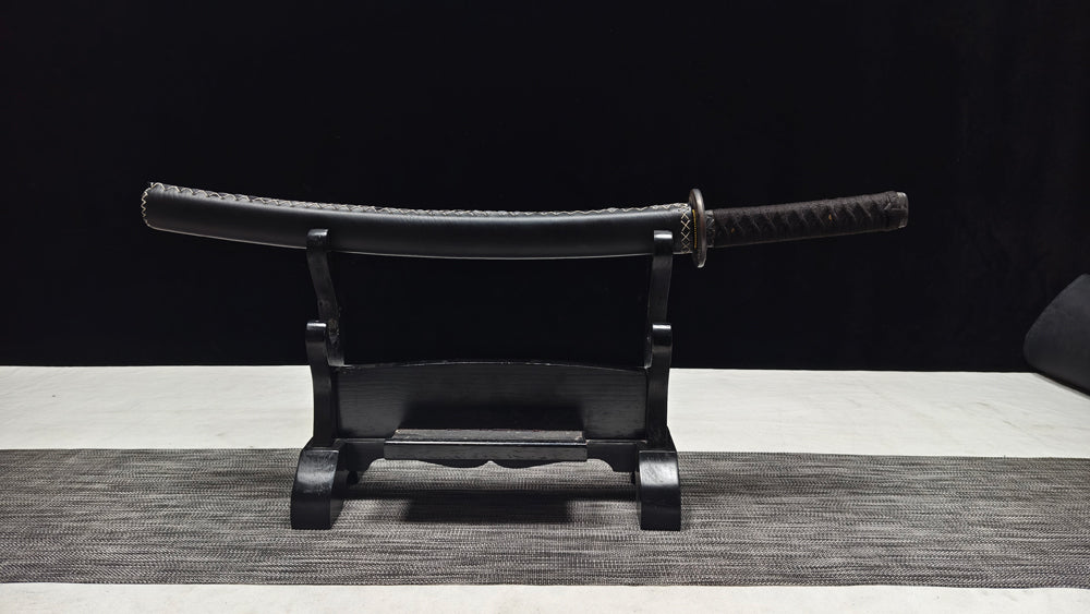 Spring steel forging process, hand-sewn leather sheath，katana