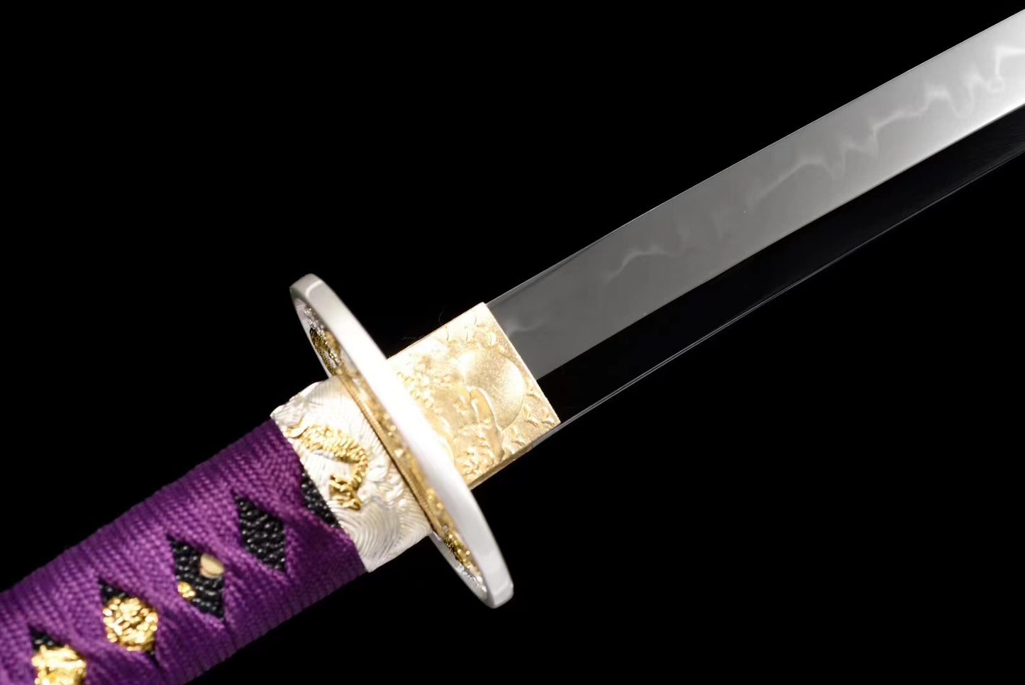 Purple Devil ,T10 covers the soil and burns the blade（18 grinding steps, mirror grinding, ）katana