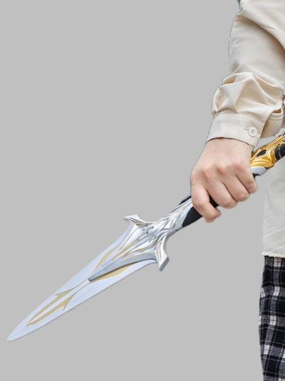 Short Spear (Alloy)Blunt blade; unsharpened.