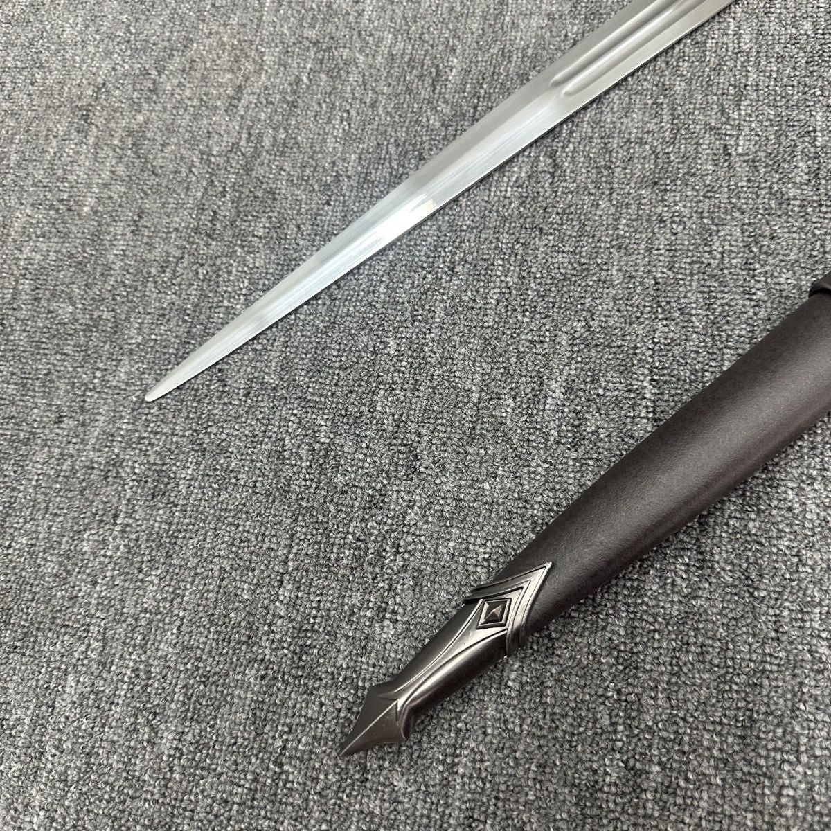 Elf Warrior Sword (Stainless Steel)Blunt blade; unsharpened.