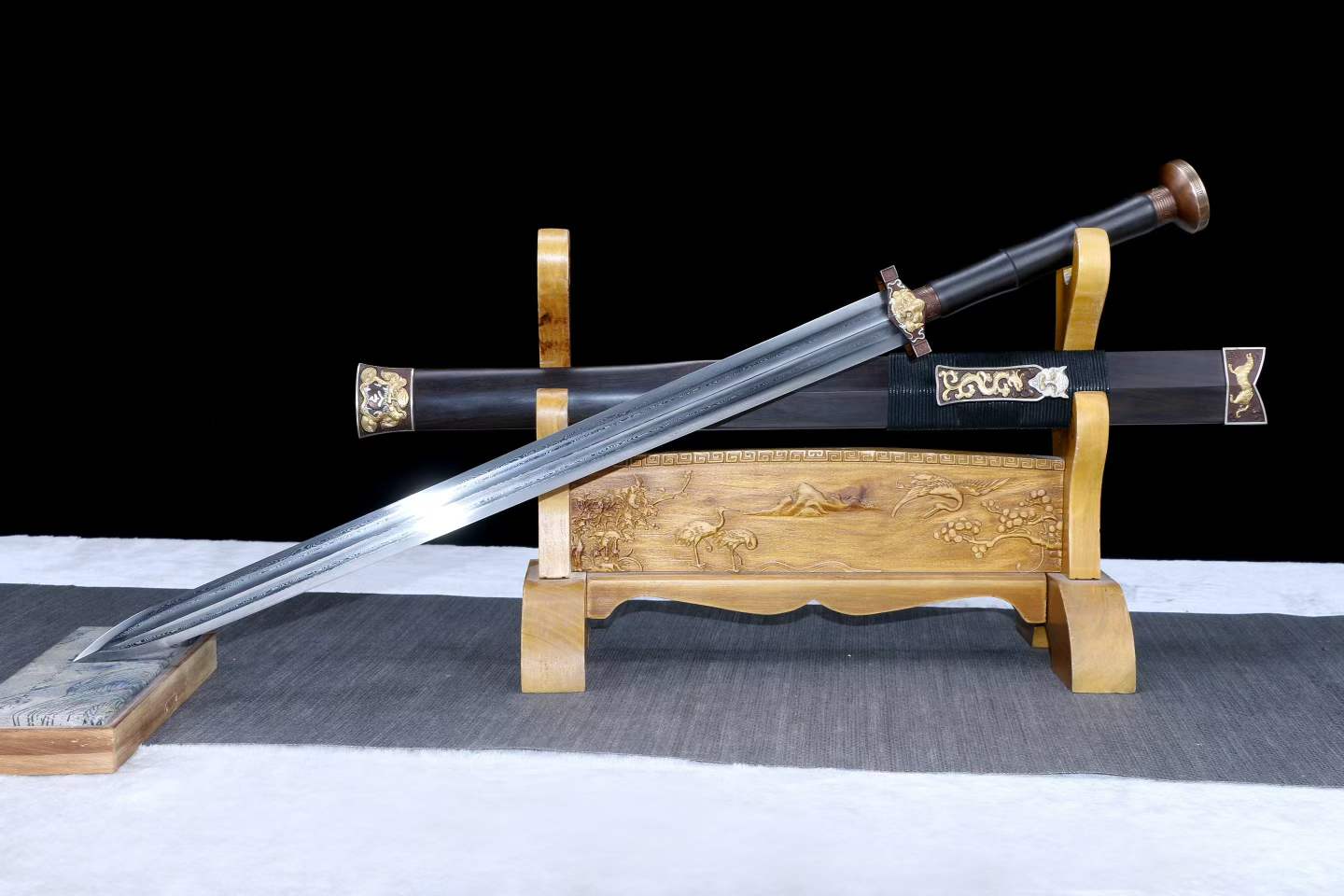 Token Sword, Full Tang, Hand Forged Damascus Steel Chinese Jian, Sharp Blade, Copper Gilt‑Silver Fittings, Ebony Wood Handle & Scabbard, Historical Collectible Sword