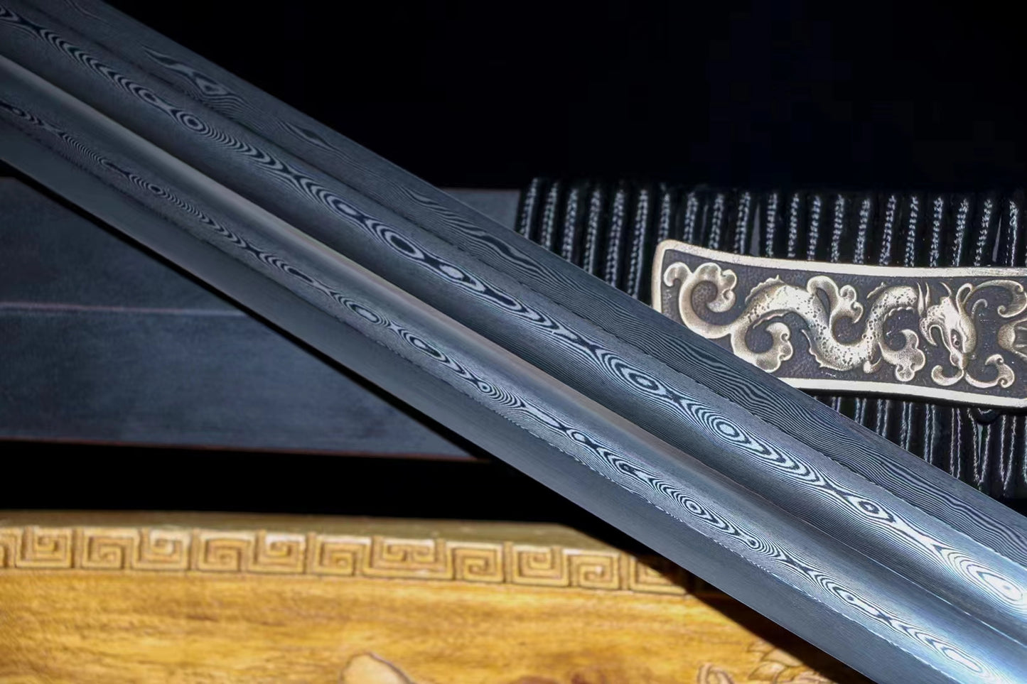 Pattern steel forging process 精英战剑