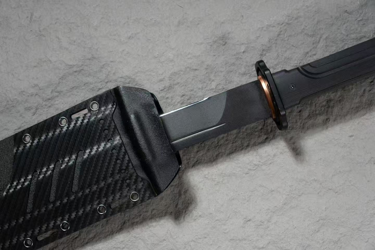 Tactical knife big head knife breaking wind