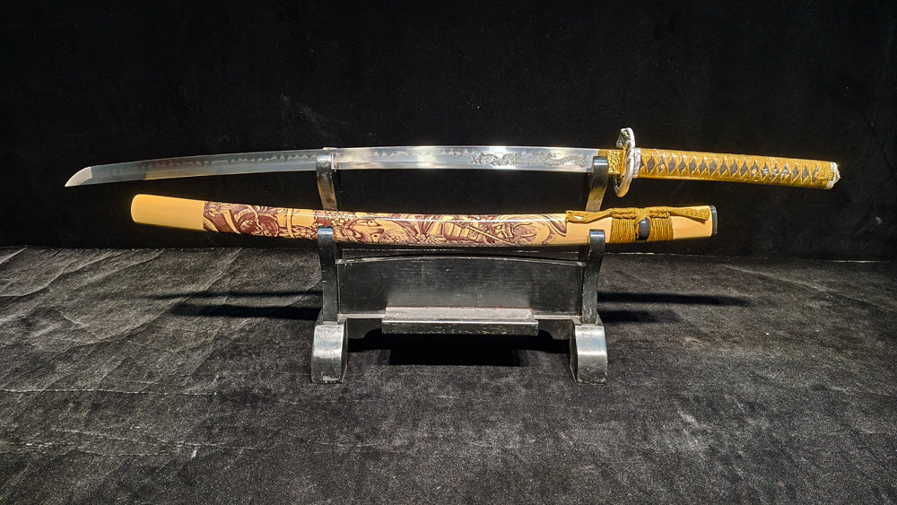 T10 (covering the soil and burning the blade to form wavy patterns)katana