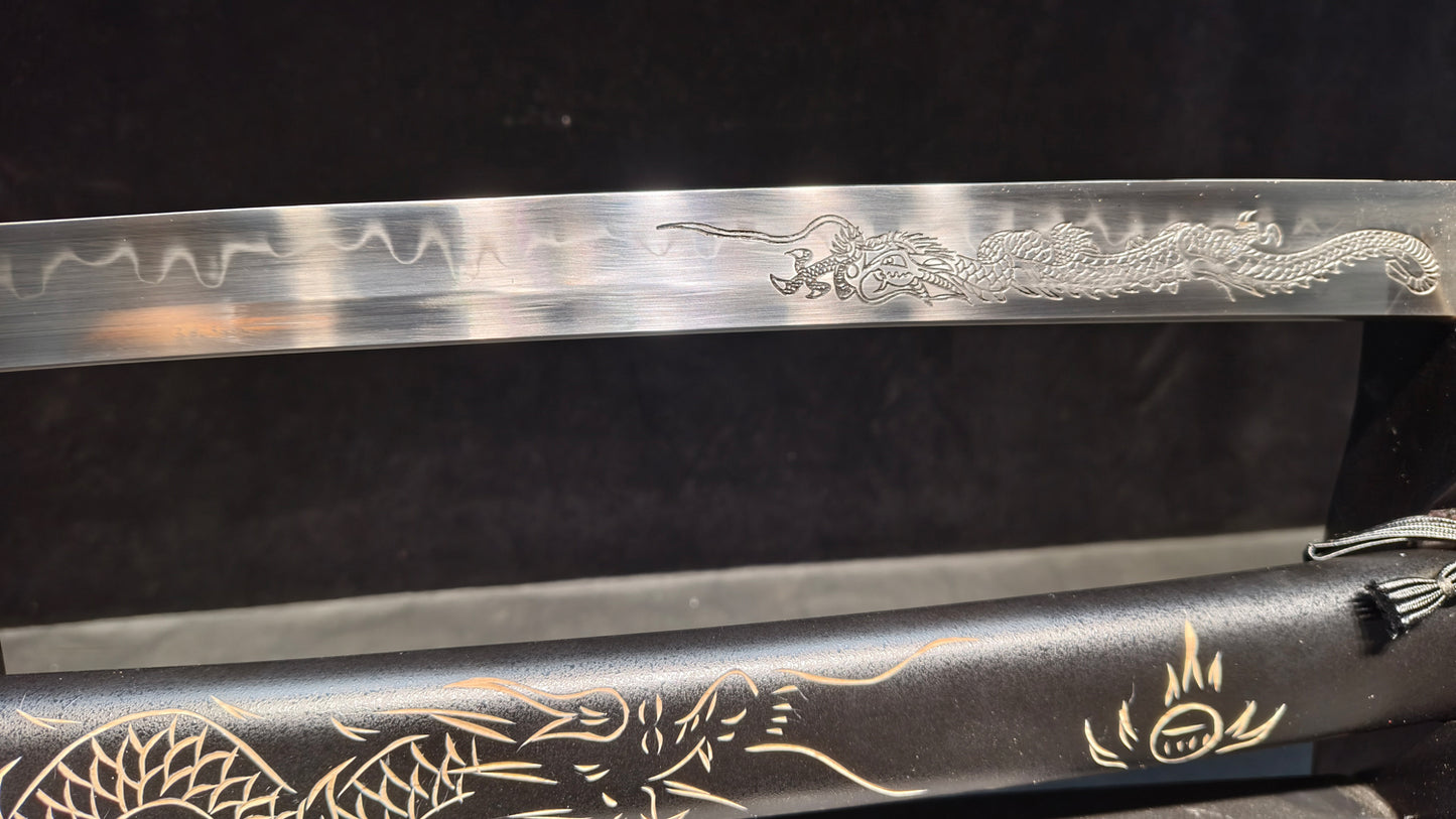 Dragon Knight（T10 earth-covered burnt blade, with dragon pattern engraved on the blade）katana