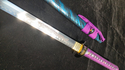 T10 (covering the soil and burning the blade to form wavy patterns) Ninja Sword， Carved dragon patter，katanan，Straight knife