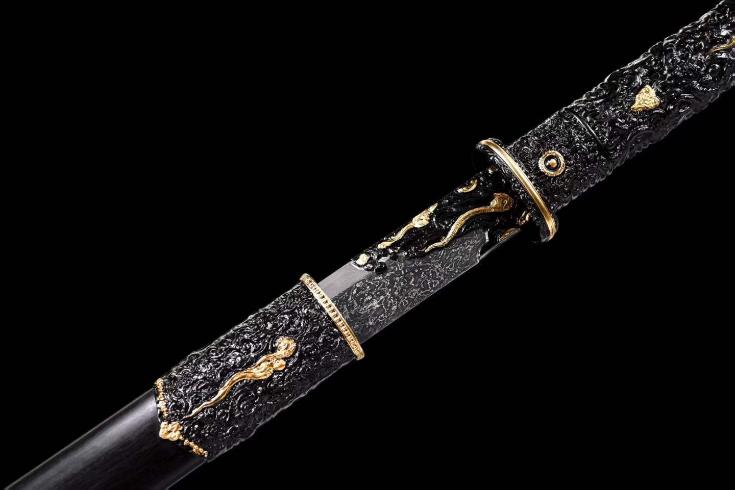 Darknight Tang Heng Dao, Full Tang Construction, Sharp Blade, Forged Damascus Steel, Alloy Cloud‑Beast Carved Fittings, Premium Dragon‑Phoenix Hardwood Scabbard, Historical Collectible Chinese Sword