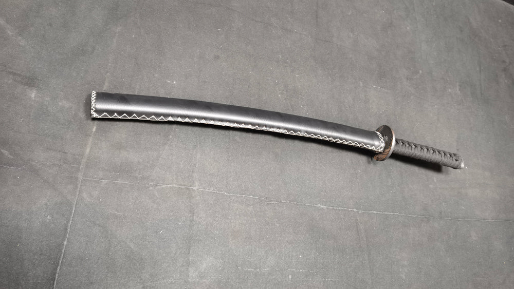 Spring steel forging process, hand-sewn leather sheath，katana