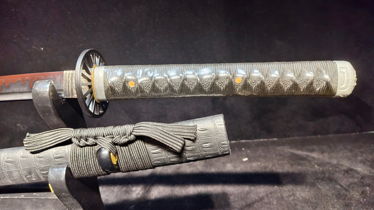 （T10 forging process, burnt blade, quenched black）katana