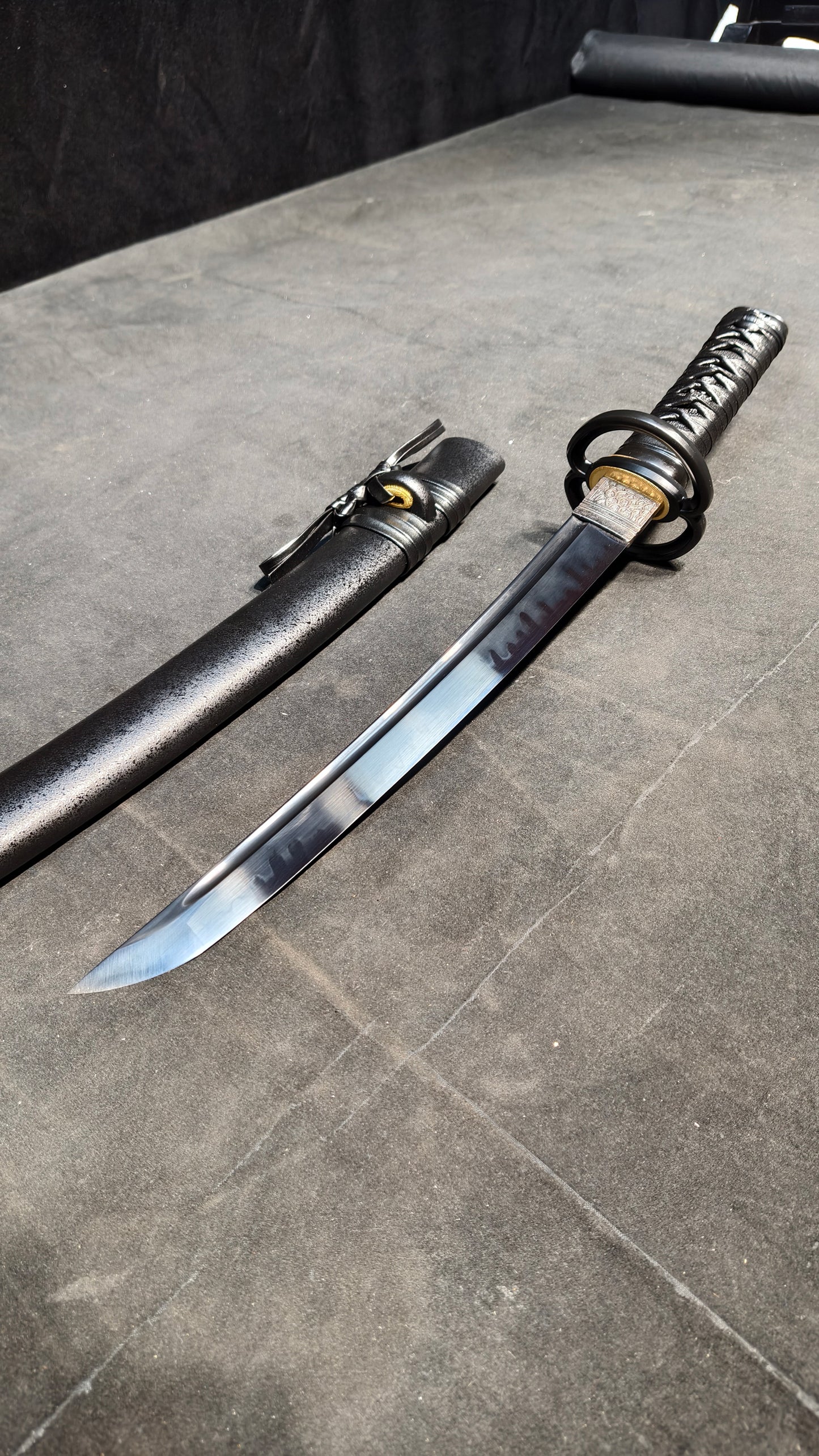 black flame（T10 covered with clay, fire burnt blade, quenched black）katana ,short knife