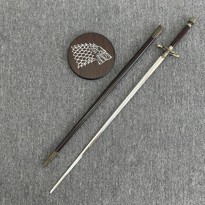 Sewing Needle (Stainless Steel) Blunt blade; unsharpened.