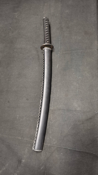 Spring steel forging process, hand-sewn leather sheath，katana