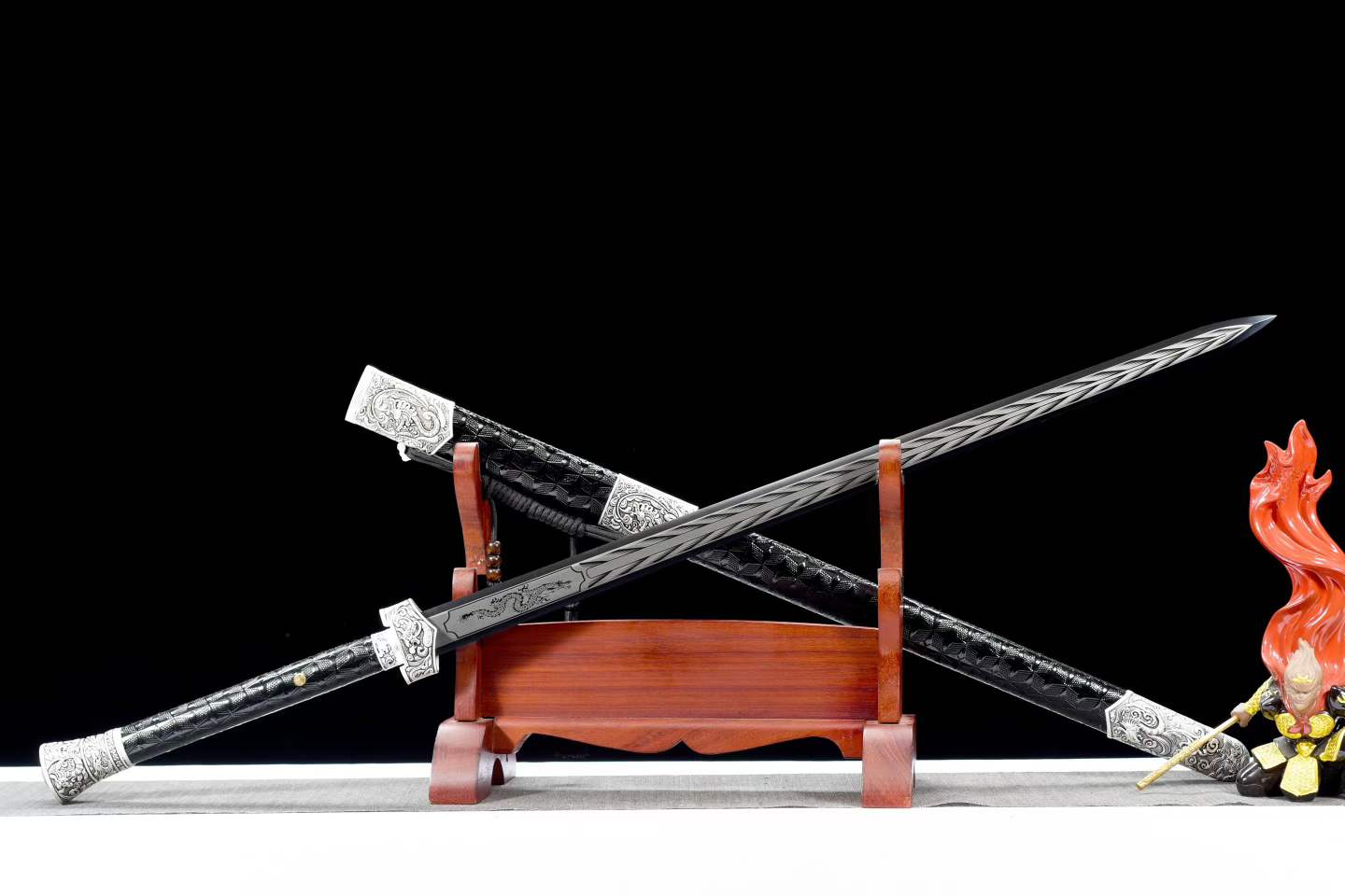 Dragon and Phoenix Sword (Forged Manganese Steel) 龍凤