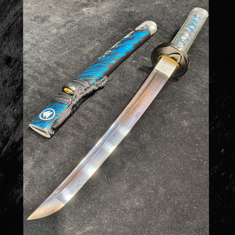 （Pattern steel quenched blue）katana,short knife