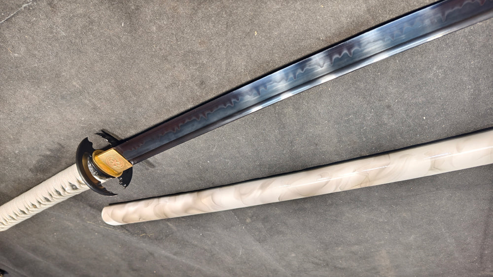 black blade（T10 covered earth burnt blade quenched black）katana