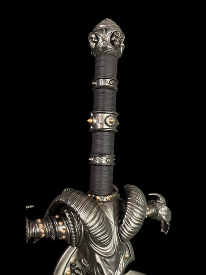 (6 kg) Frostmourne (Stainless Steel) — Blunt Blade (Unsharpened)