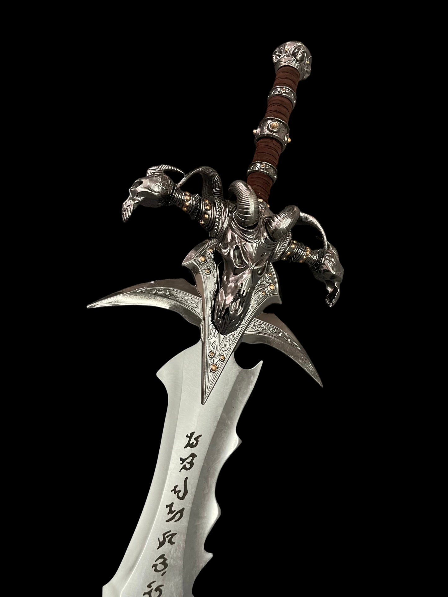 (4kg) Frostmourne (Stainless Steel) — Blunt Blade (Unsharpened)