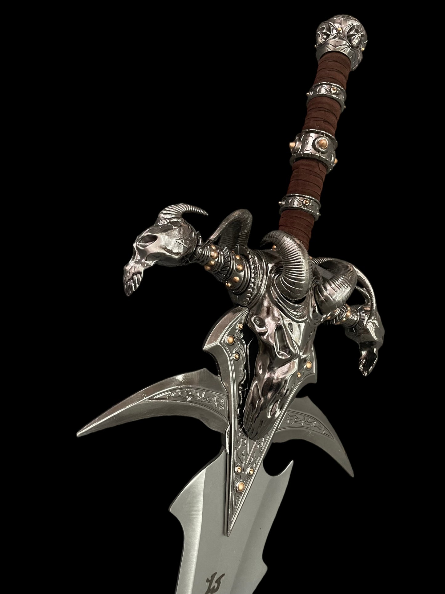 (4kg) Frostmourne (Stainless Steel) — Blunt Blade (Unsharpened)