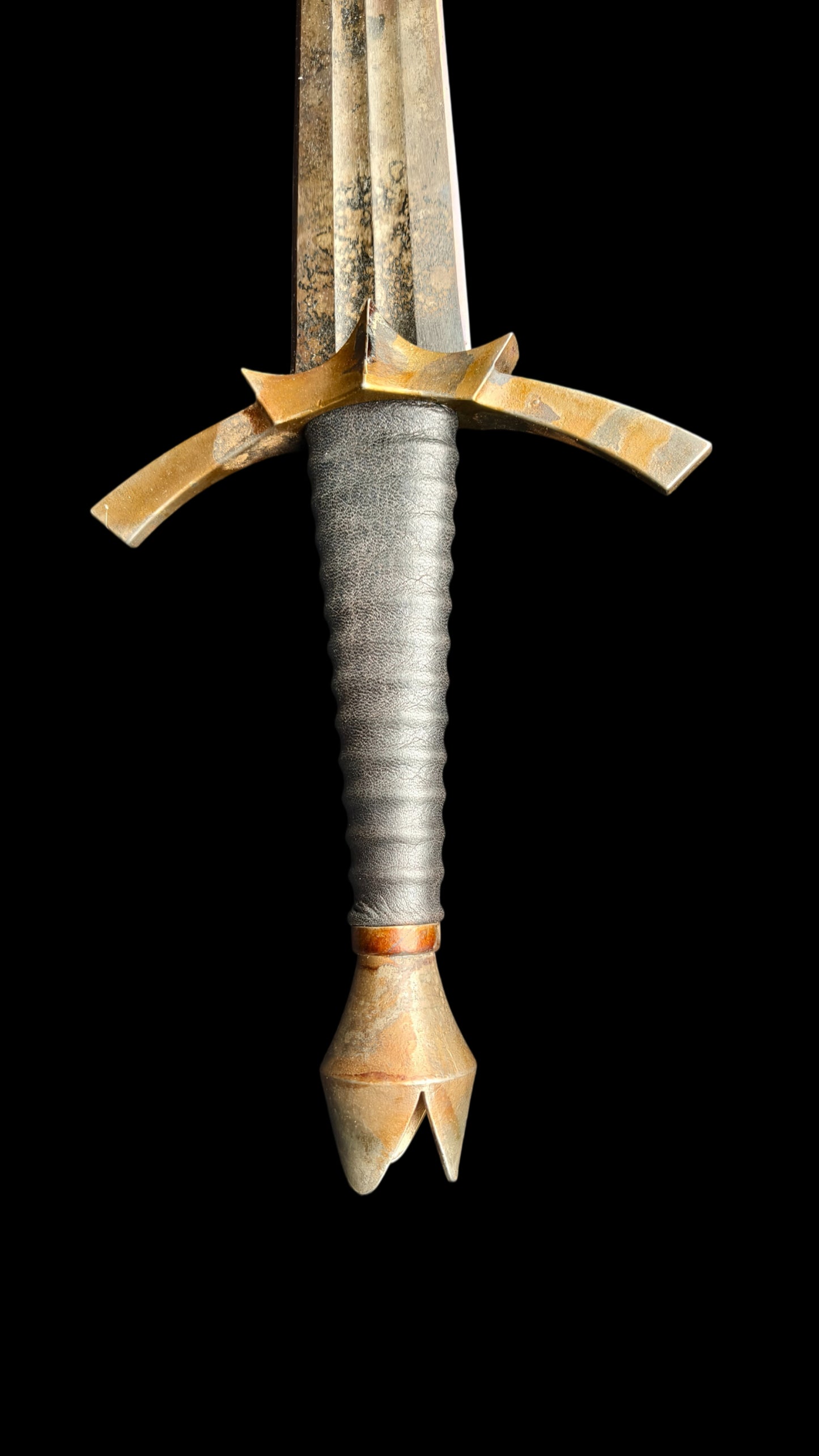*The Lord of the Rings*: The Ringwraith's Morgul Blade (Forged from 65 manganese steel)