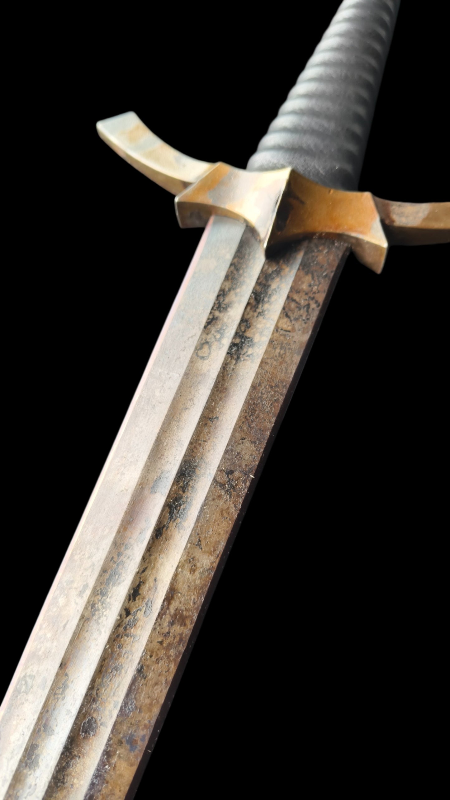 *The Lord of the Rings*: The Ringwraith's Morgul Blade (Forged from 65 manganese steel)