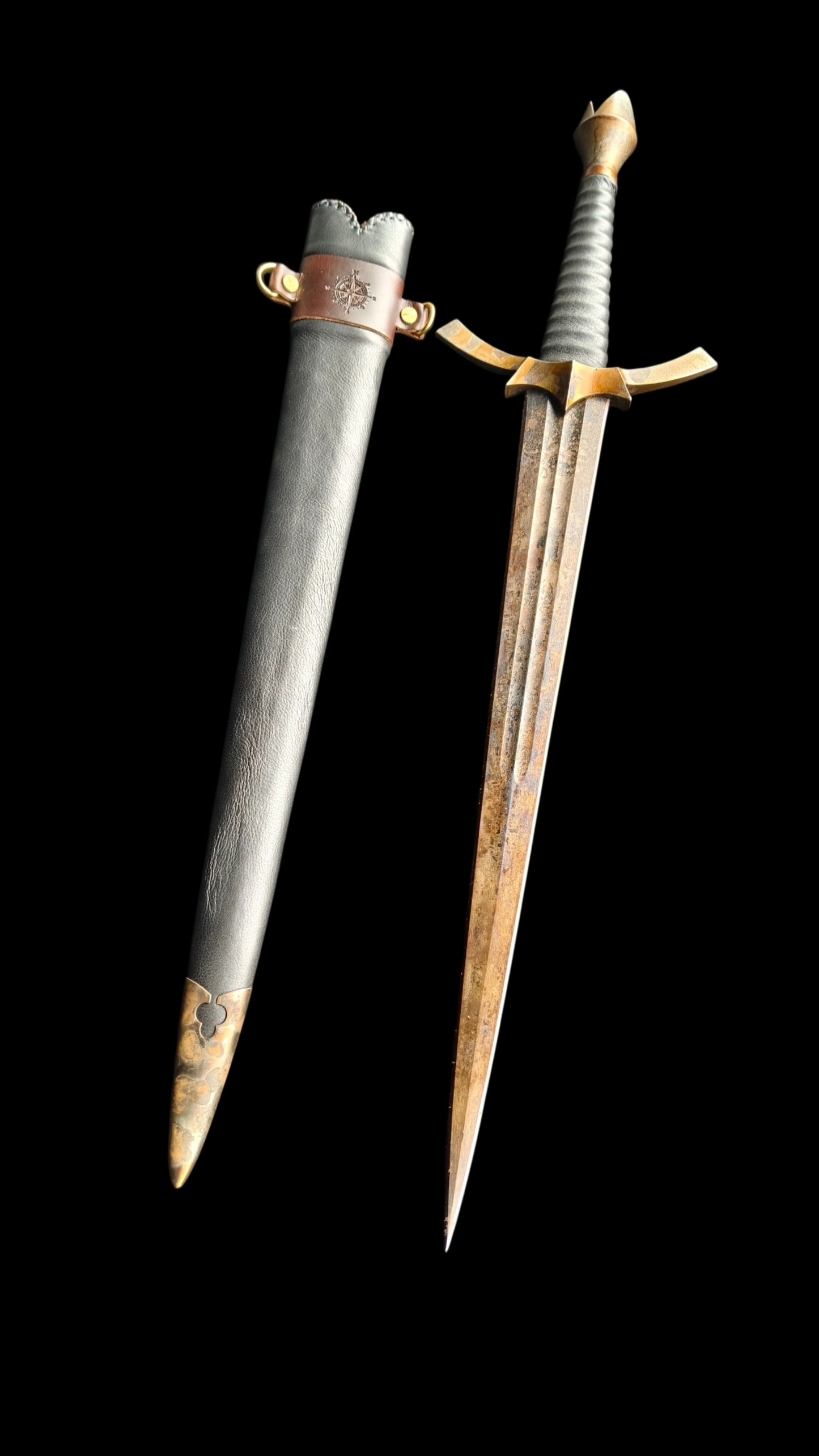 *The Lord of the Rings*: The Ringwraith's Morgul Blade (Forged from 65 manganese steel)