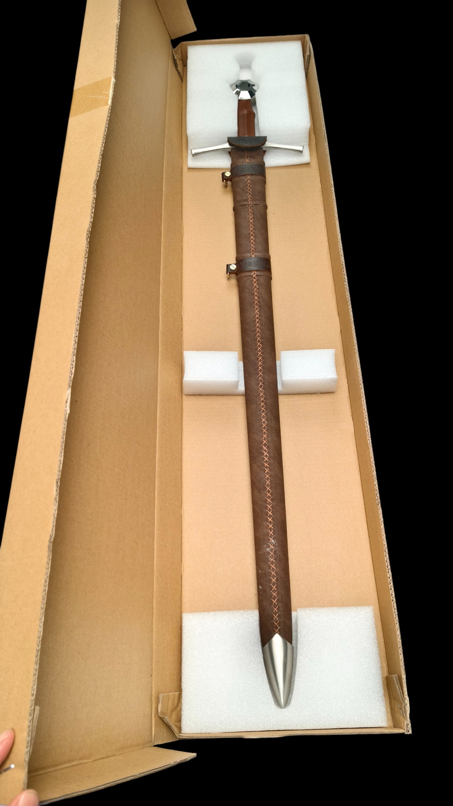 Knight's One-Handed Sword: Sword of Glory ((Forged from 65 Manganese Steel))
