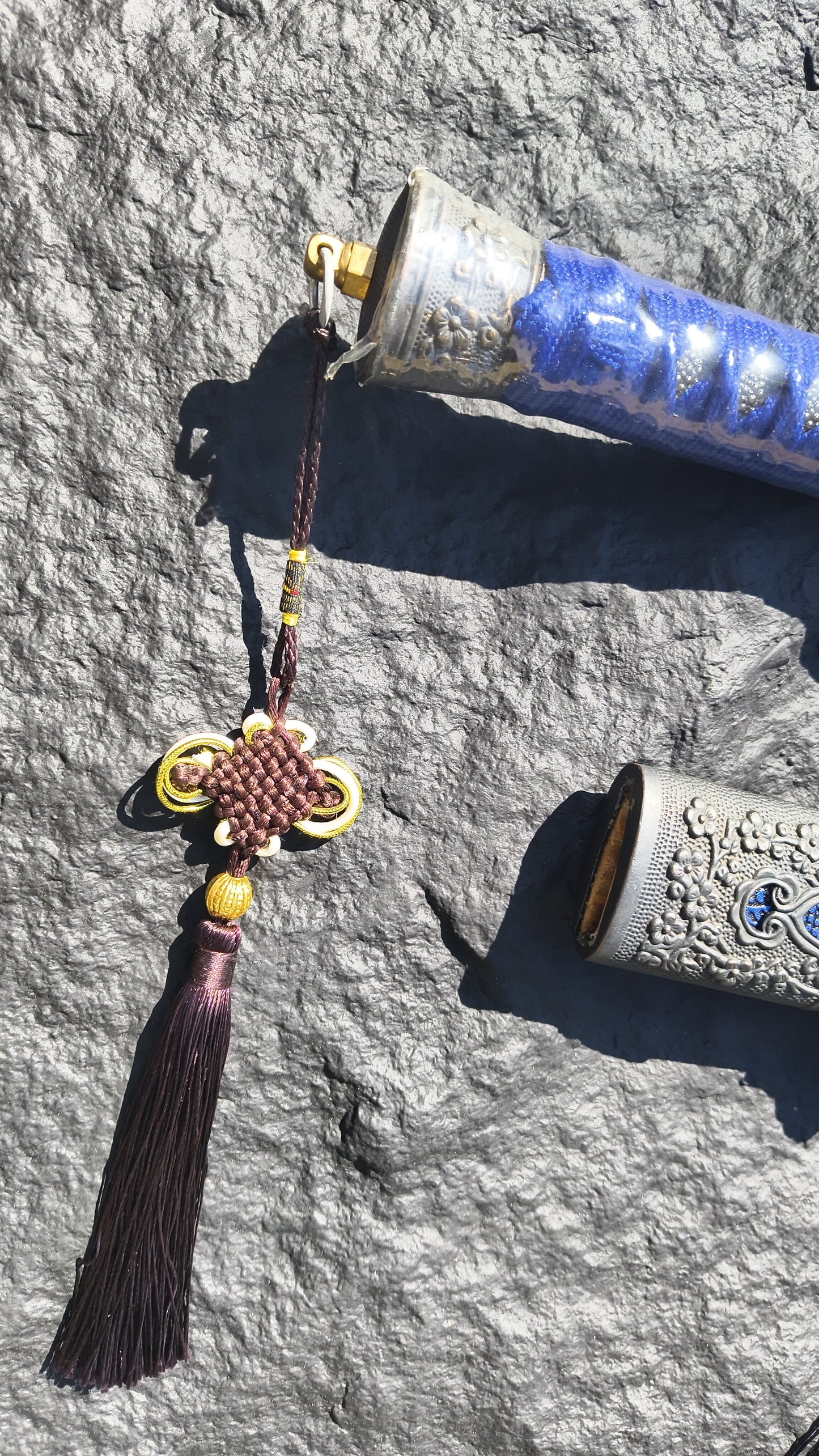 Integrated Full Tang Spring Steel Vintage Waist Saber with Sharp Blade, Antique Alloy Fittings Solid Wood PU Scabbard Oriental Style Collectible