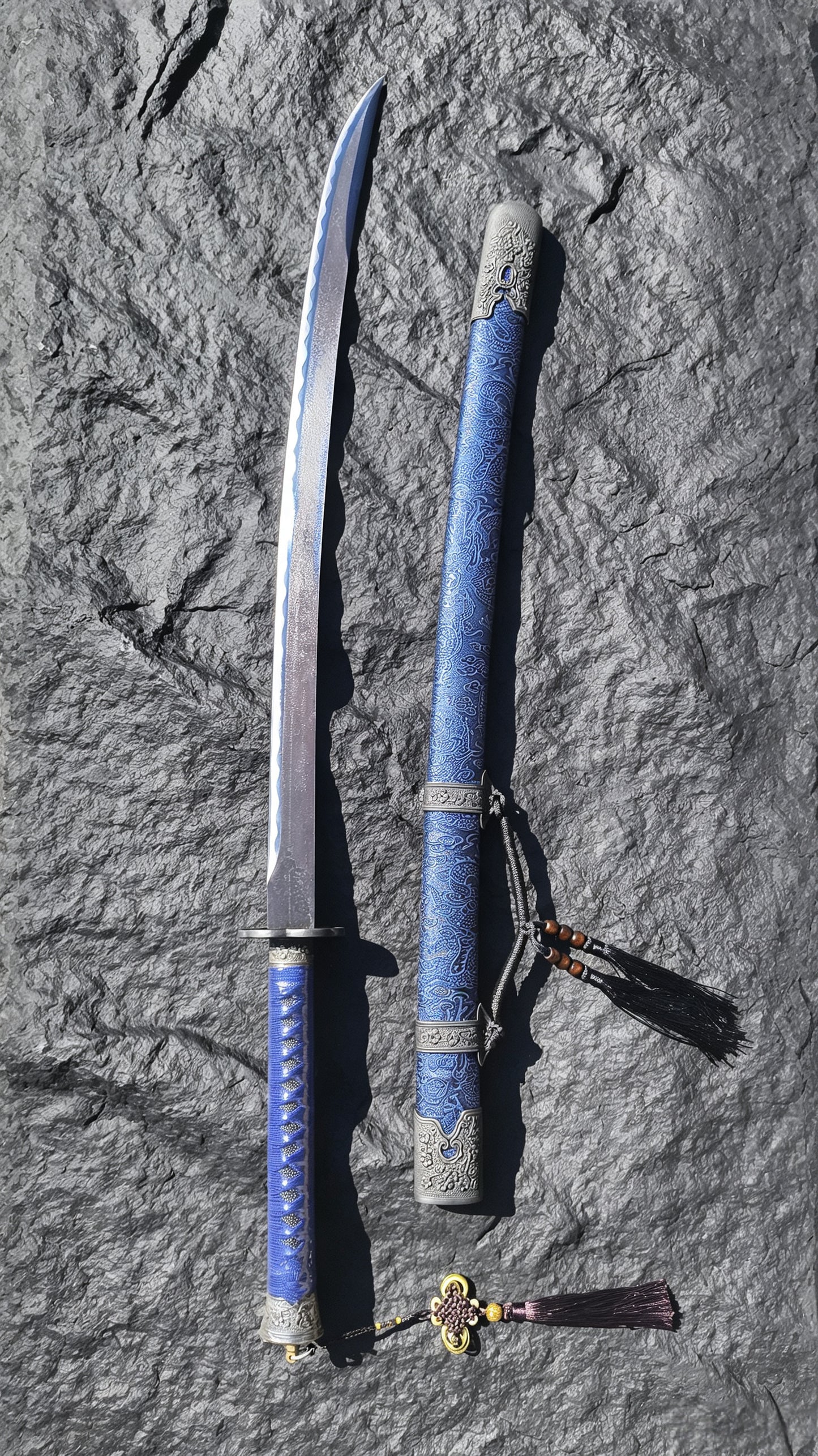 Integrated Full Tang Spring Steel Vintage Waist Saber with Sharp Blade, Antique Alloy Fittings Solid Wood PU Scabbard Oriental Style Collectible
